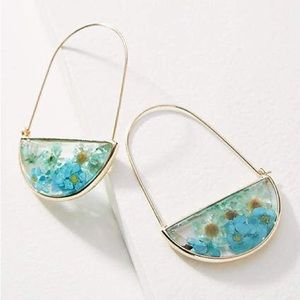 🆕 Anthropologie Large Stone 💙 Flower Crescent Hoop Earrings
